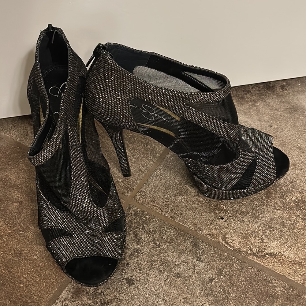 Jessica Simpson Black and Gold High Heels
